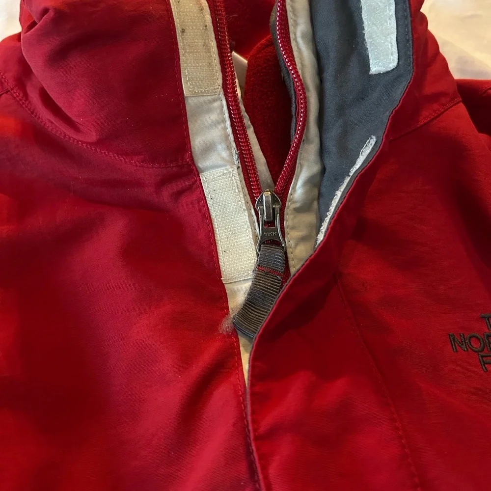 North Face Boys Zip-In Fleece Jacket M‎ Red Gray 2-in-1 System